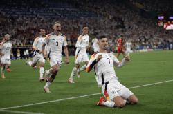 开云体育官方网站-包含欧国联比赛中一支实力平平的球队暴走的词条