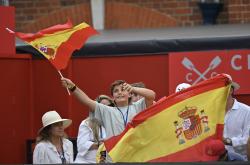 开云体育官网-阿尔巴尼亚主场战胜斯洛文尼亚，晋级委内瑞拉棒球联赛的简单介绍