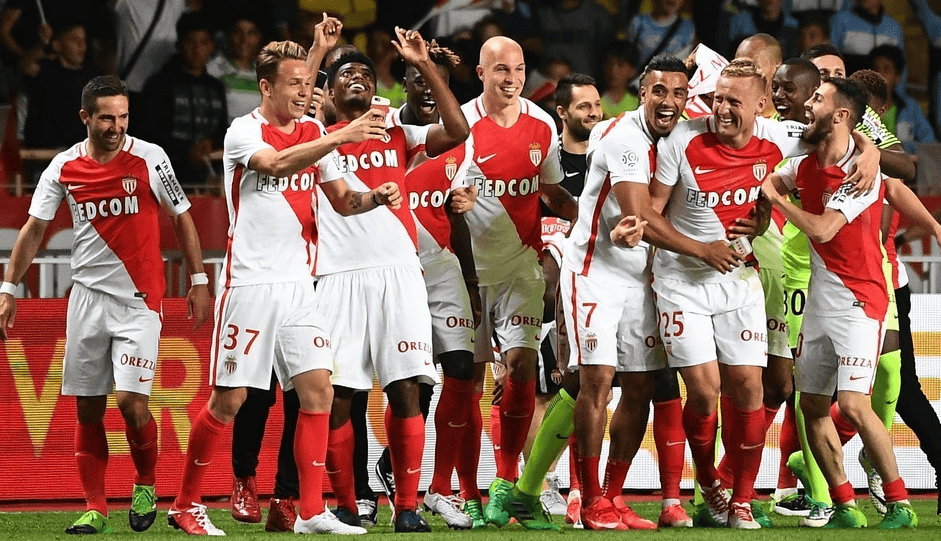 包含摩纳哥俱乐部将面对于尼斯，保持不败的词条