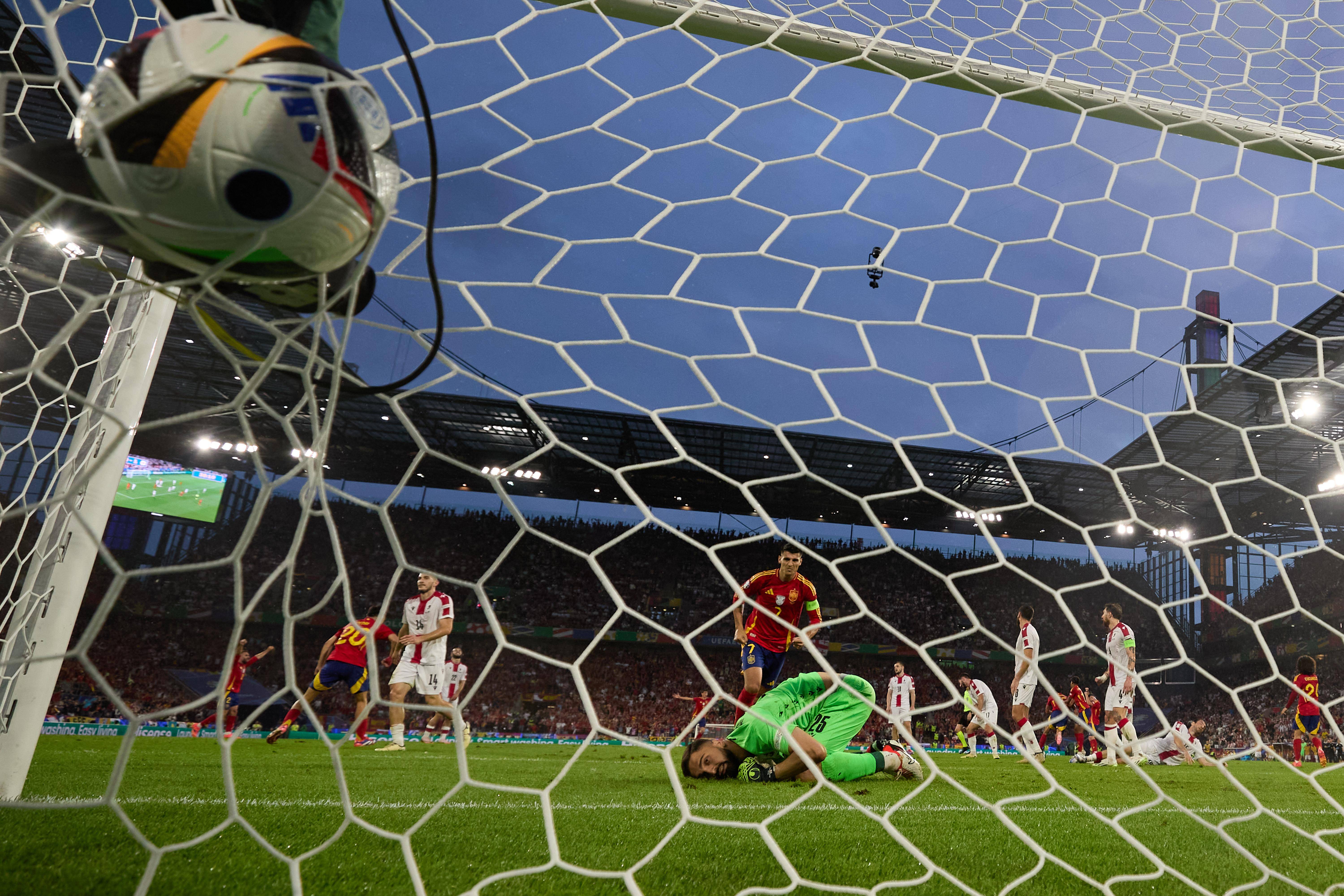 欧洲俱乐部足球争霸赛中的精彩瞬间 欧洲俱乐部足球争霸赛中的精彩瞬间