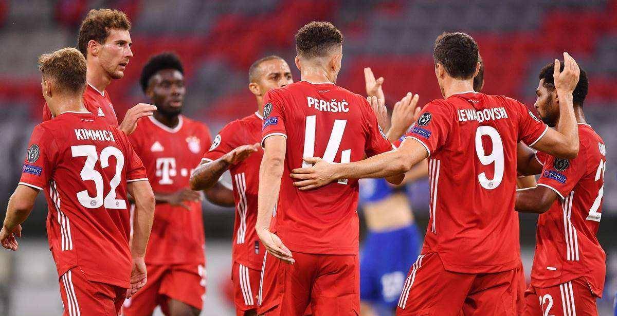 包含斯图加特足球队展现出色阵容，取得胜利的词条