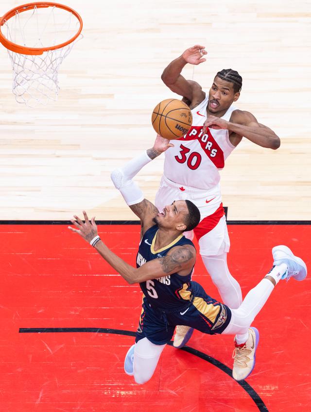 猛龙主场再胜雄鹿，系列赛2-0领先的简单介绍