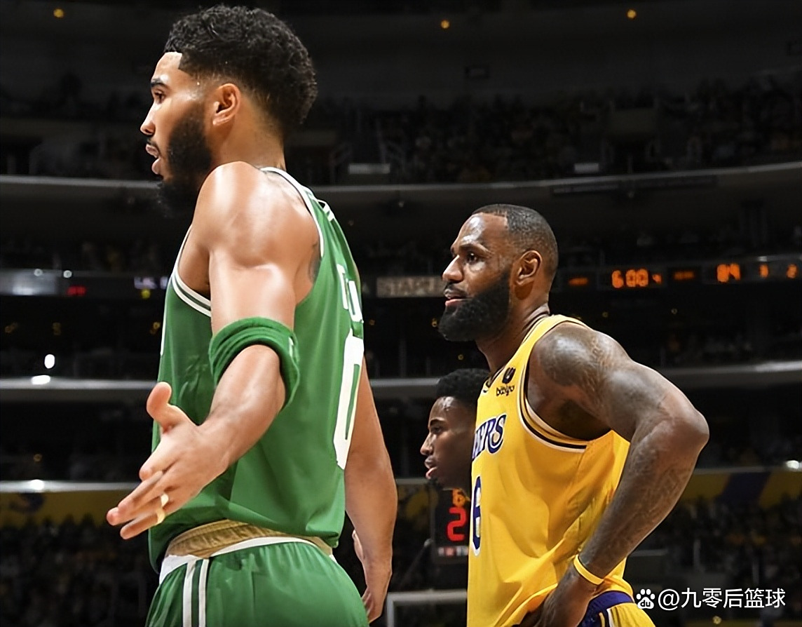 包含竞价大战开启,多支球队争抢自由球员的词条 包含竞价大战开启,多支球队争抢自由球员的词条