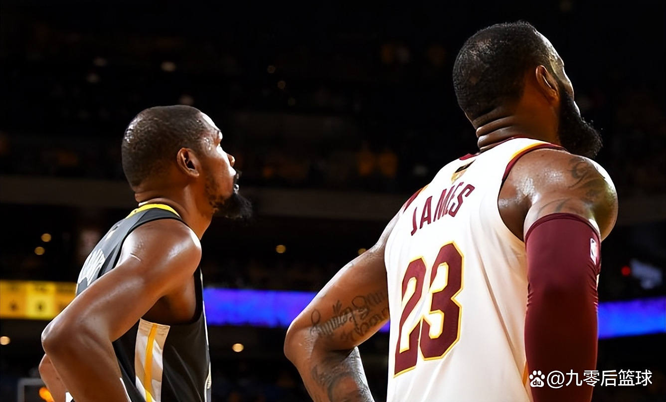 包含竞价大战开启,多支球队争抢自由球员的词条 包含竞价大战开启,多支球队争抢自由球员的词条