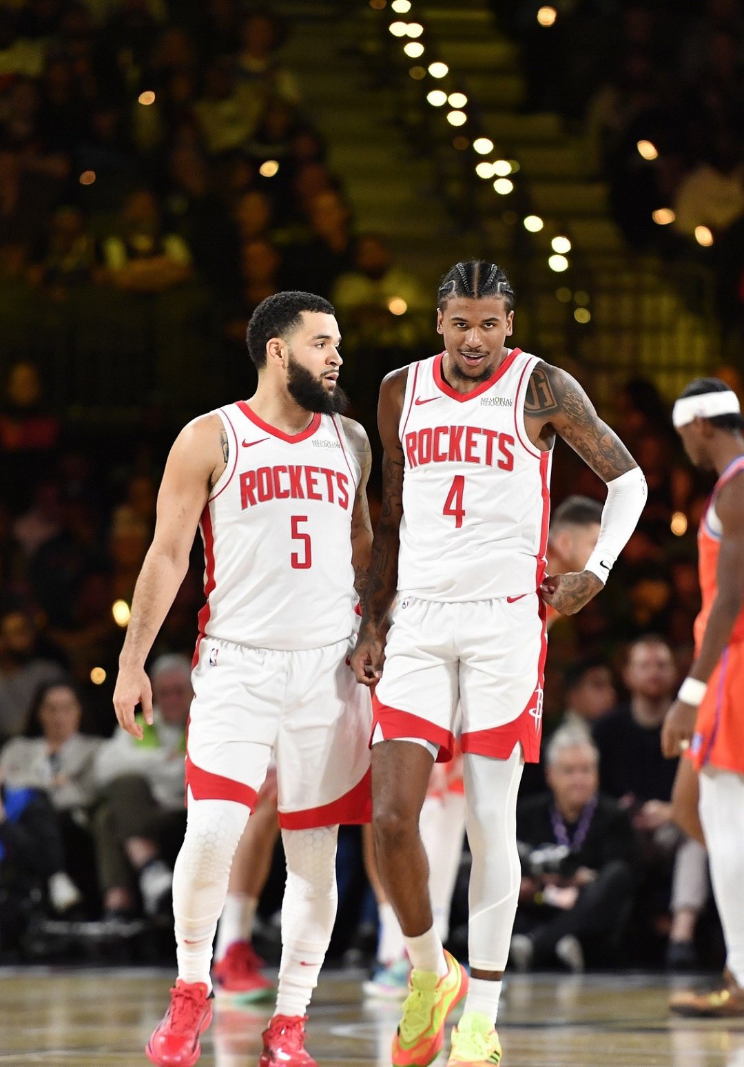 火箭队再度胜出，晋级下一轮