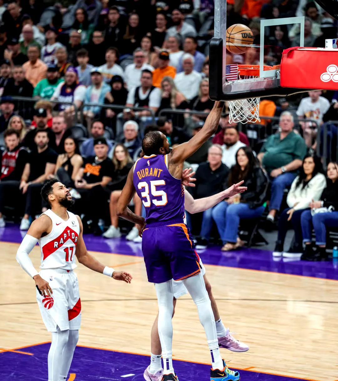 关于猛龙队遭遇失利，季后赛前景不容乐观的信息