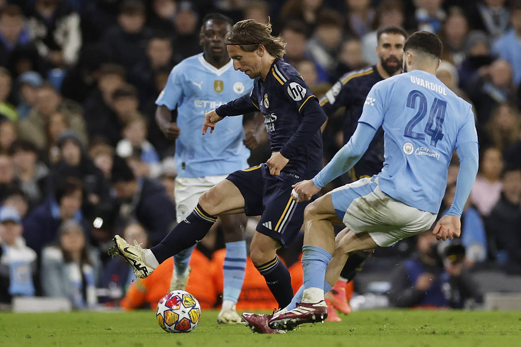 拜仁慘敗曼城，遗憾出局欧冠赛场