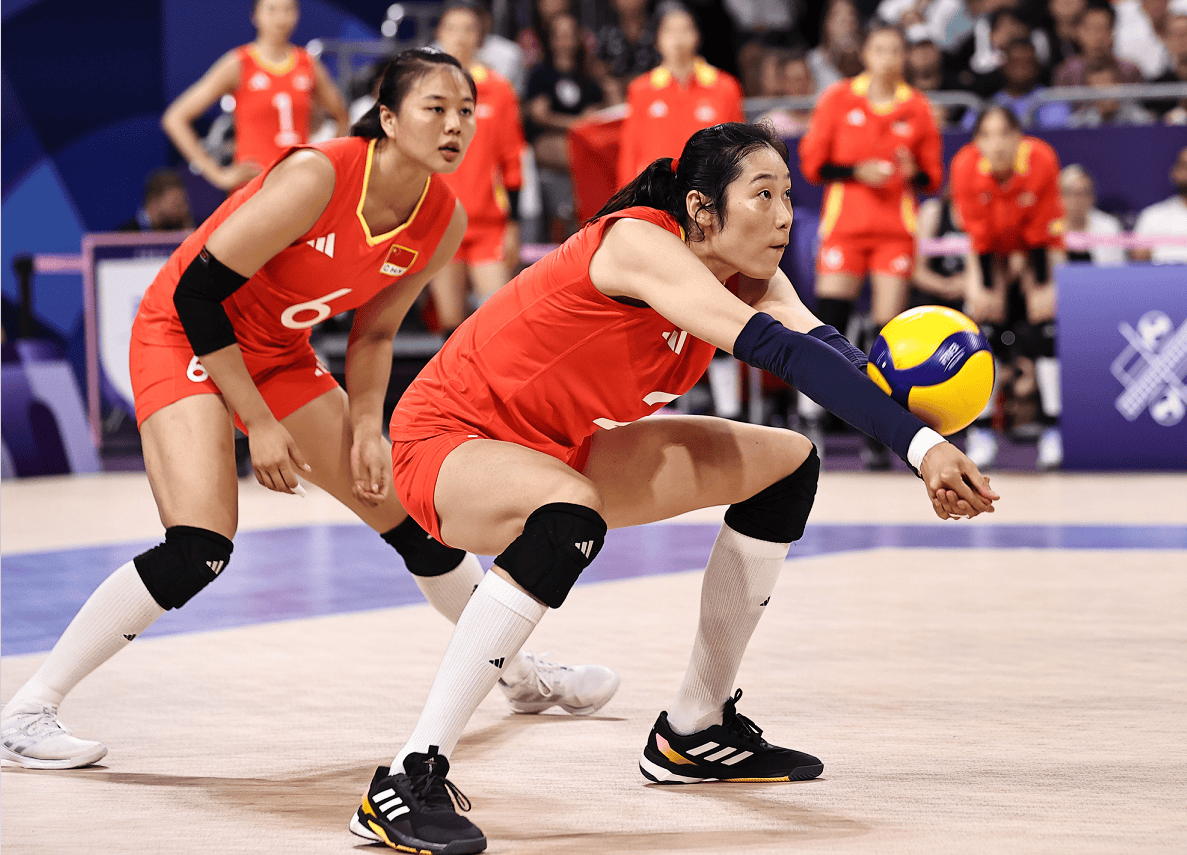 上届冠军猛龙首战告捷