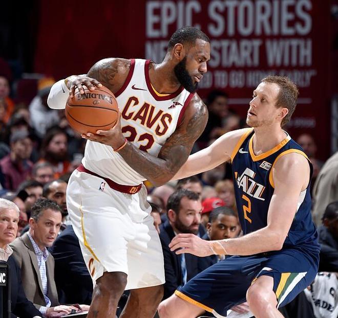 关于福建队力克爵士，布伦森扛起全队的信息