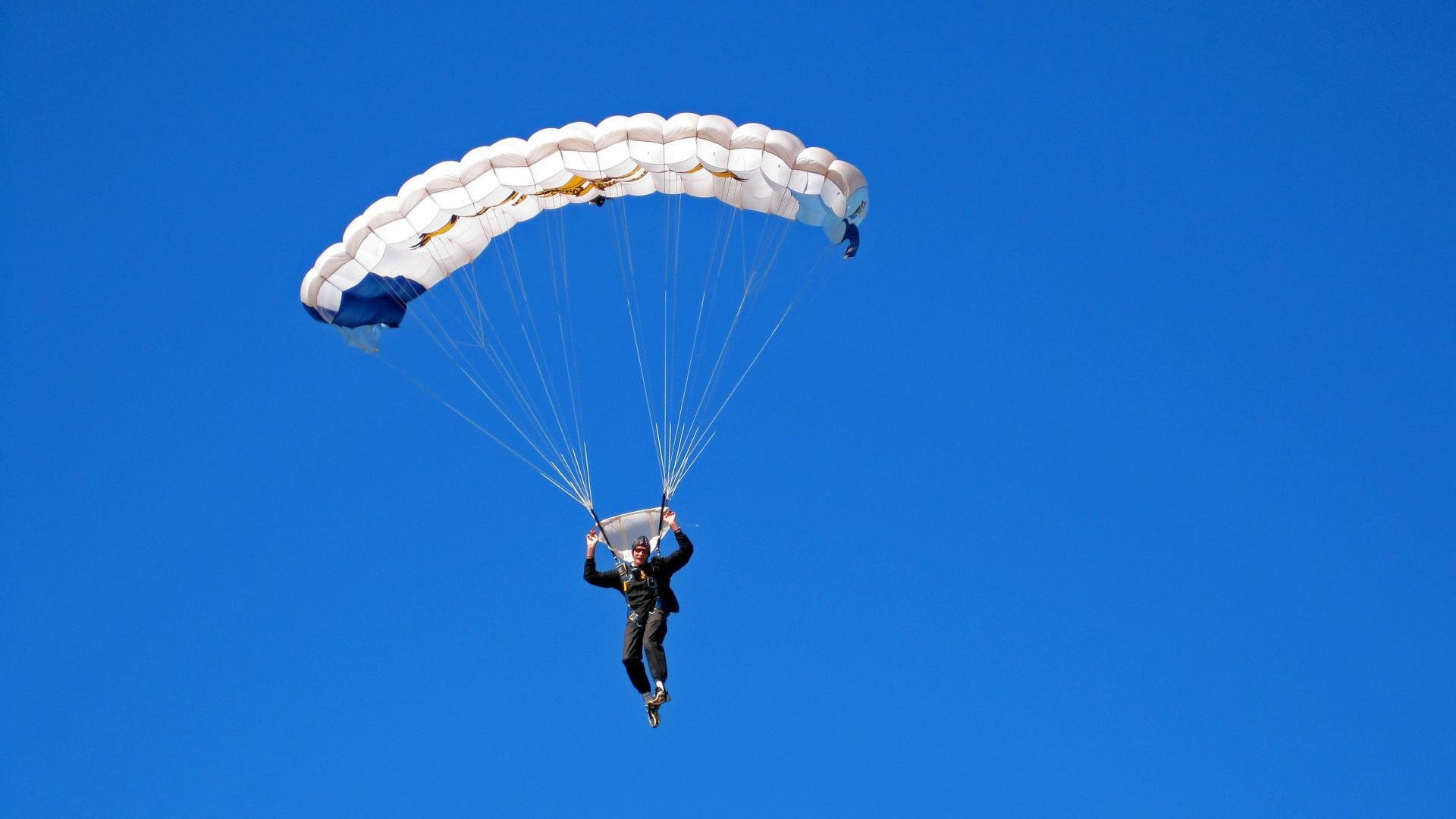 虚拟对决,当芬兰门神数据溢出—爱德华·门迪在芬兰vs中国模拟战中如何重构防守哲学
